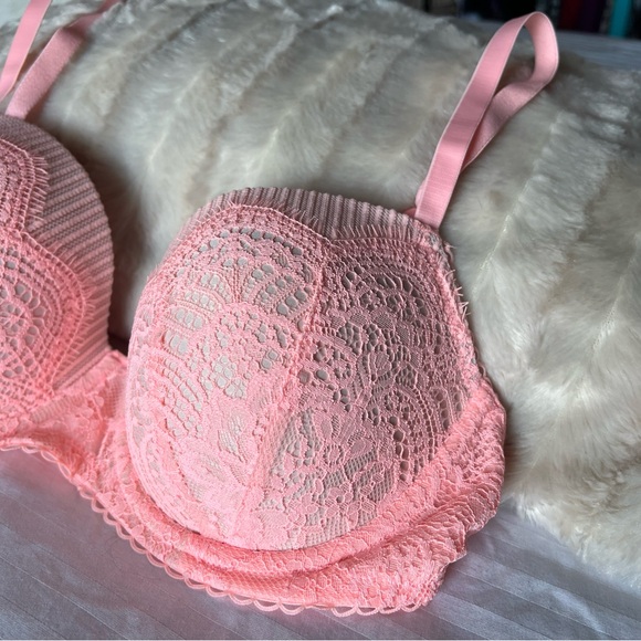 Victoria Secret Dream Angels Light Pink Lace Bra - Picture 3 of 15